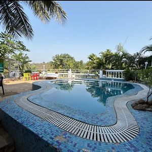 Rockdale Hotel & Resort